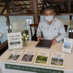 お墓の管理や清掃、供養について相談できる無料相談窓口の様子